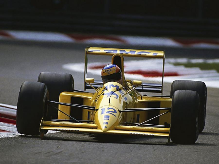  Lotus 102 1990 года  (фото 2 из 4)